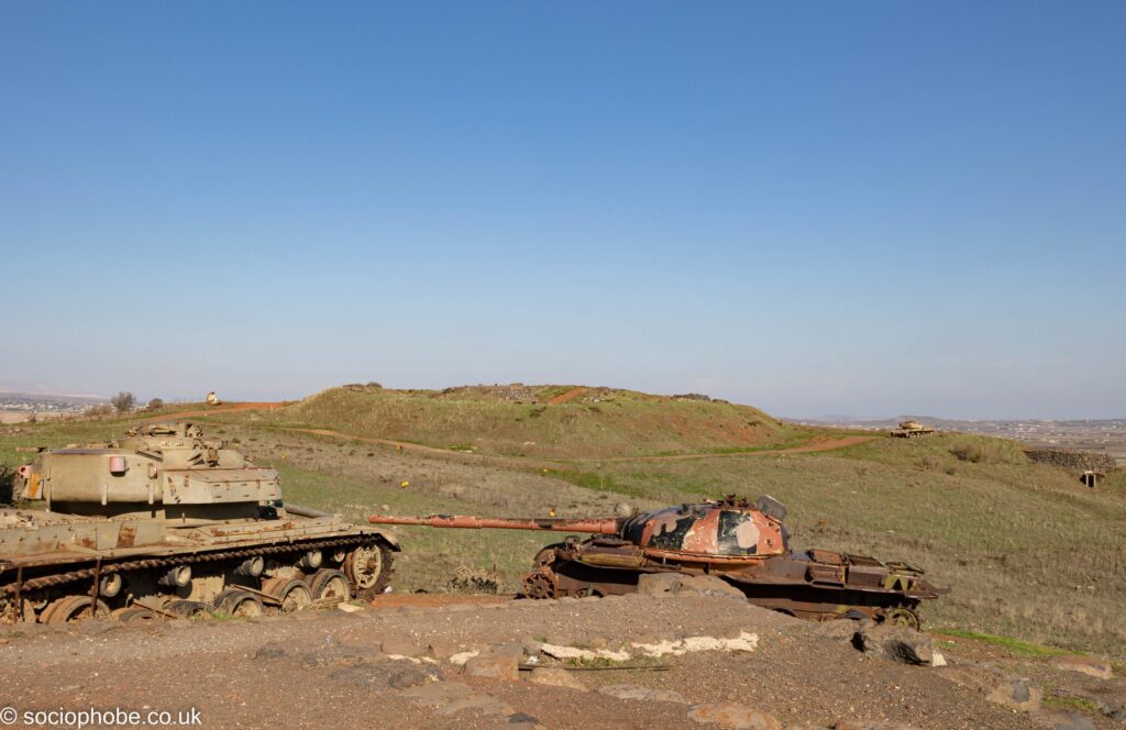 Oz 77 destroyed tanks