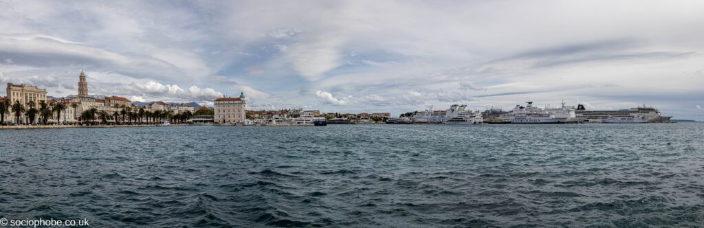 Panorama of the Riva and cruise ships at dock