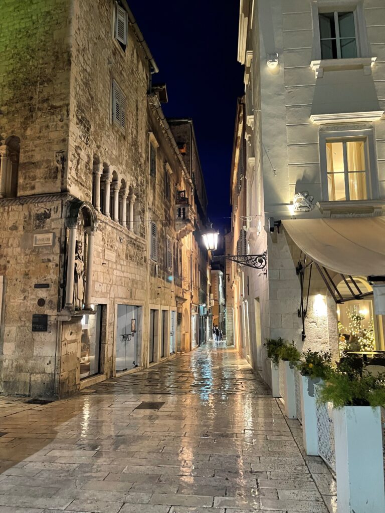 Split old town - next to Central Square